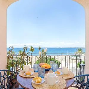 https://badia-de-roses-2.catalonia-hotels.com